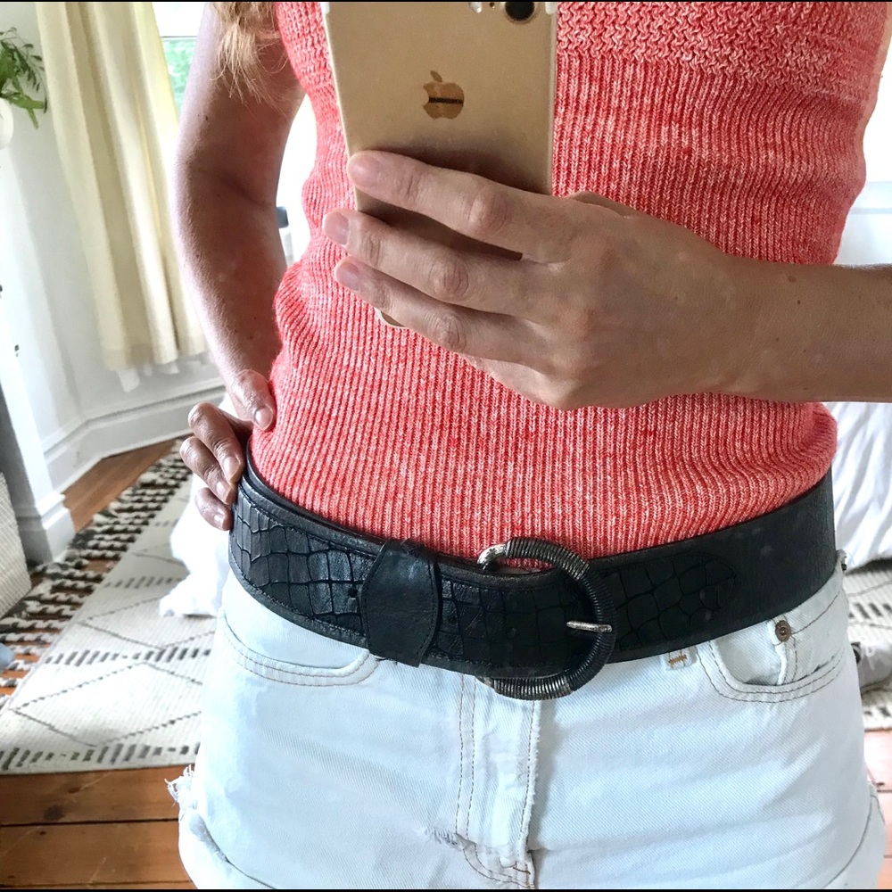 Black leather belt size M